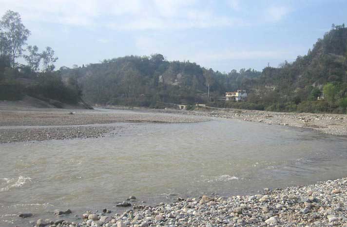 Cheap hotel near Clock Tower Dehradun